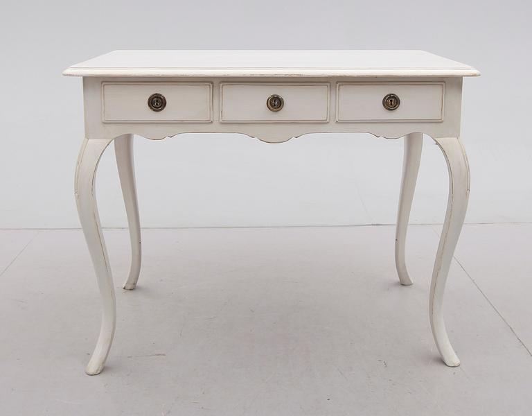 SKRIVBORD, rokokostil, 1900-talets första hälft.