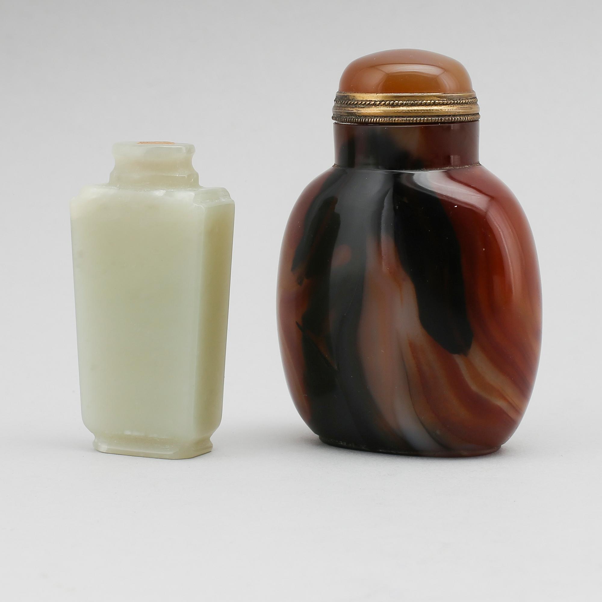 SNUSFLASKOR, 2 st, sten, Kina, 1900-/2000-tal.