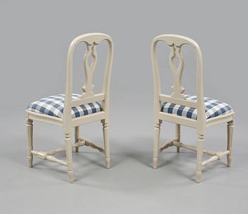 STOLAR, ett par, gustaviansk stil, "Hallunda", ur IKEAS:s 1700-talsserie, 1990-tal.