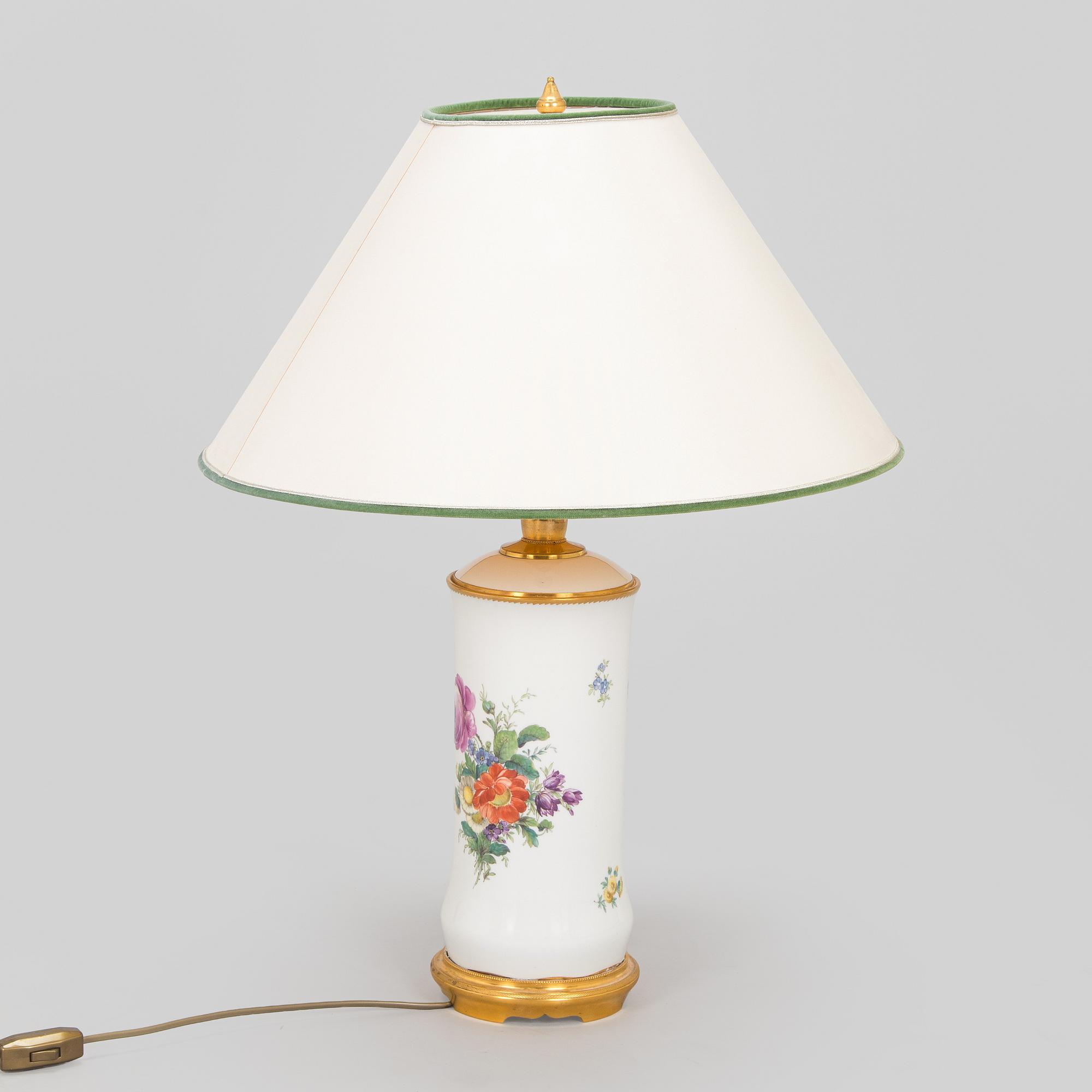 Royal Copenhagen, pöytävalaisin, 1900-luvun puoliväli.