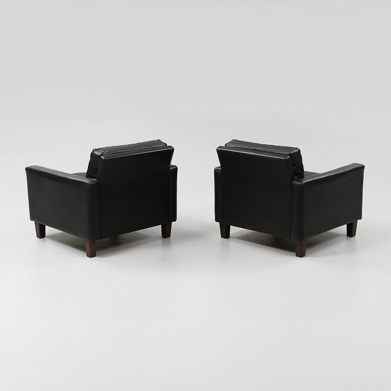 FÅTÖLJER, ett par, 1960-tal.