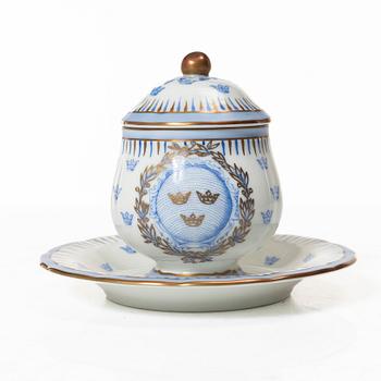 Rörstrand, cremekoppar med fat, 12 st.