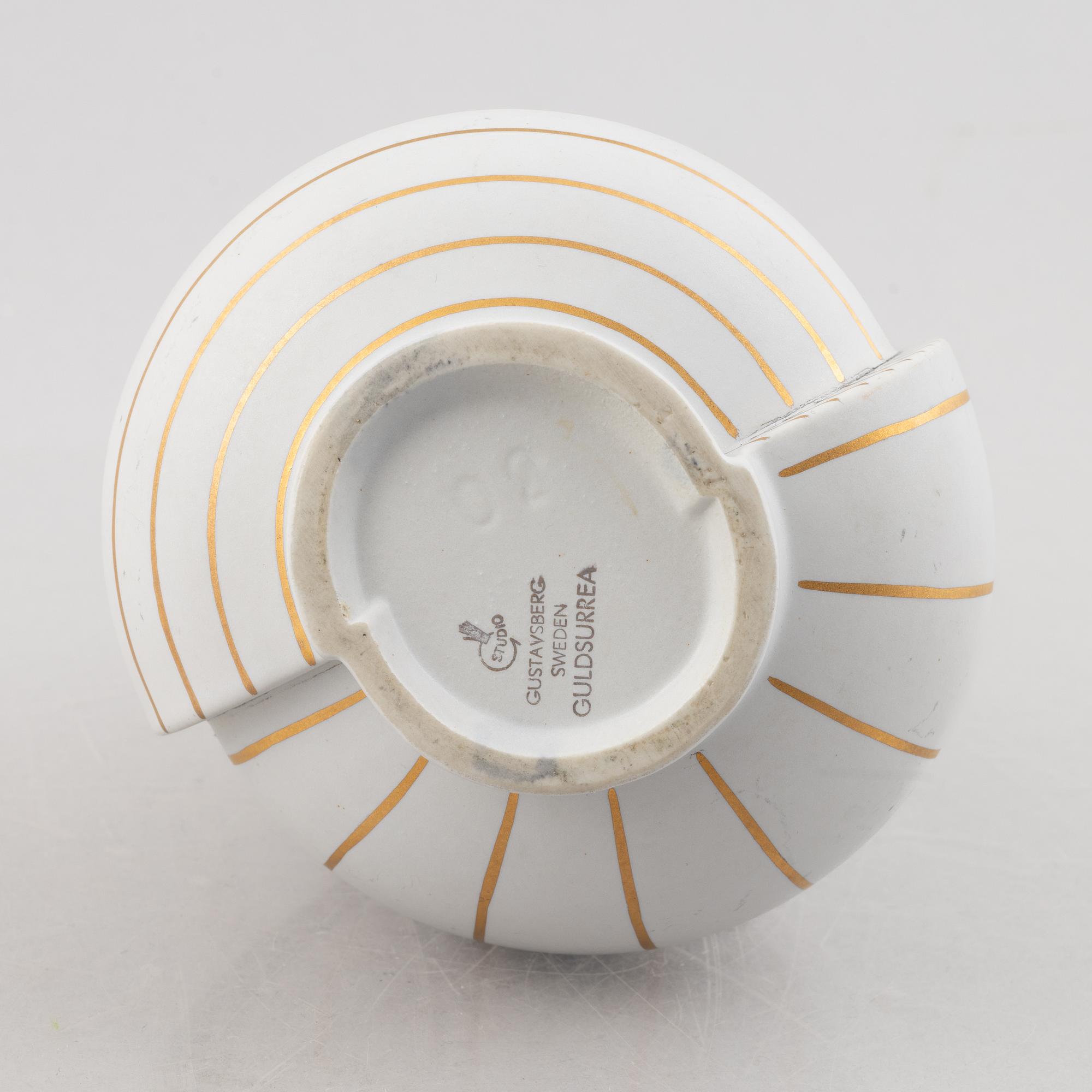 Wilhelm Kåge, a 'Guldsurrea' stoneware vase, Gustavsbergs studio.