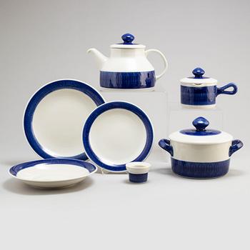 HERTHA BENGTSON, a 27  piece 'Koka Blå' porcelain service, Rörstrand, designed in 1956.