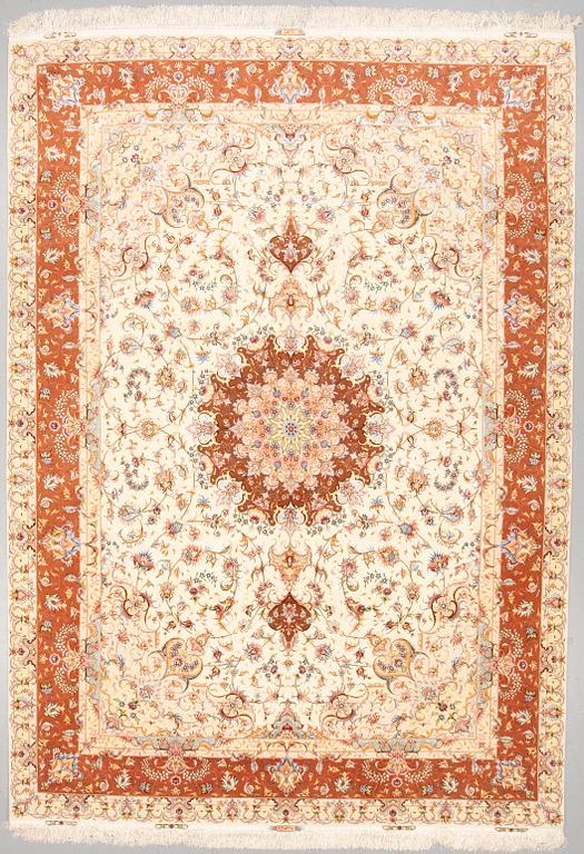 MATTA, Täbris, part silk, ca 350 x 244 cm.