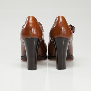 SKOR, Ralph Lauren.