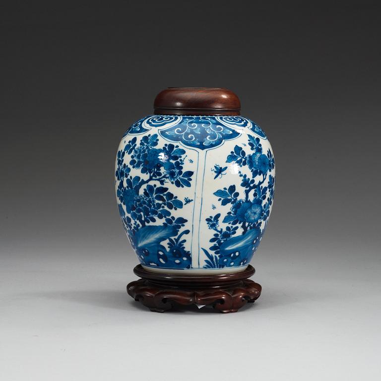 BOJAN, porslin. Qing dynastin, Kangxi (1662-1722).