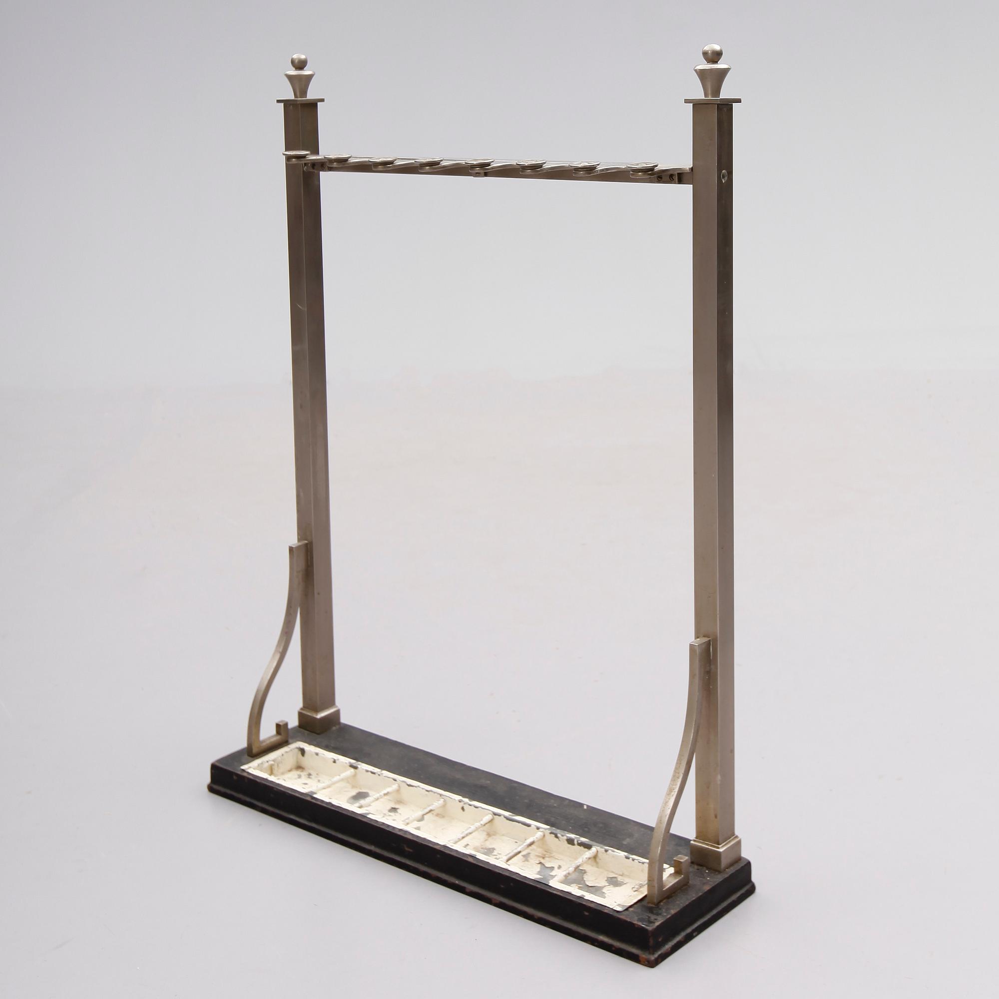 PARAPLYSTÄLL, metall, tidigt 1900-tal.
