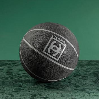 BASKETBALL, Chanel.