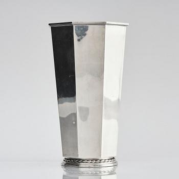 Atelier Borgila, a sterling silver vase, Stockholm 1954.