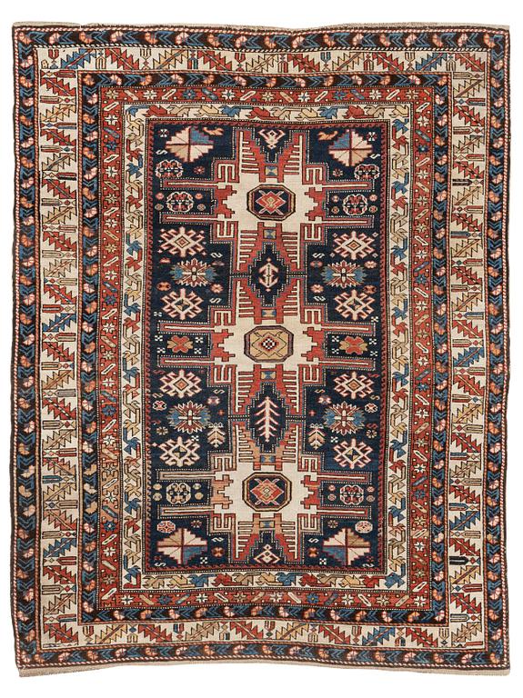 Matta, antik Shirvan, ca 143 x 113 cm.