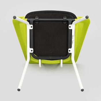Jouni Leino, Fåtölj, "Lobay" för Brocape 2017. Jouni Leino Design Studio.