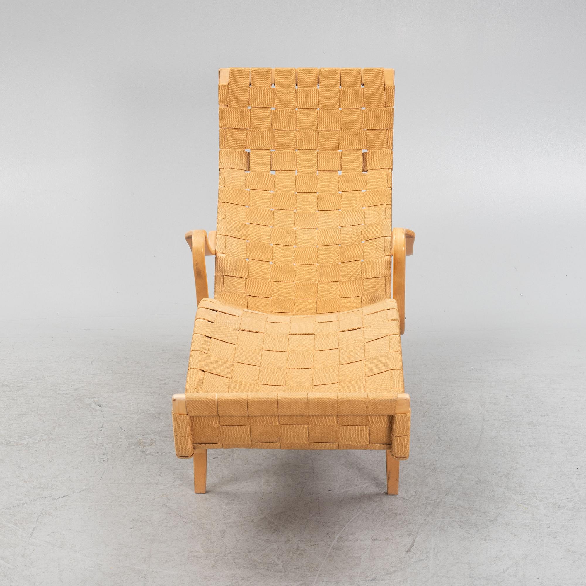 Bruno Mathsson, vilfåtölj, "Pernilla", Firma Karl Mathsson, Värnamo, Sweden 1970.