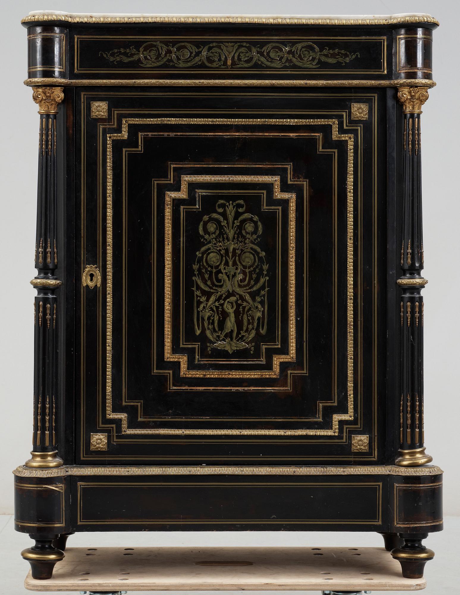 SKÅP, Louis XVI-stil, 1800-talets senare hälft.
