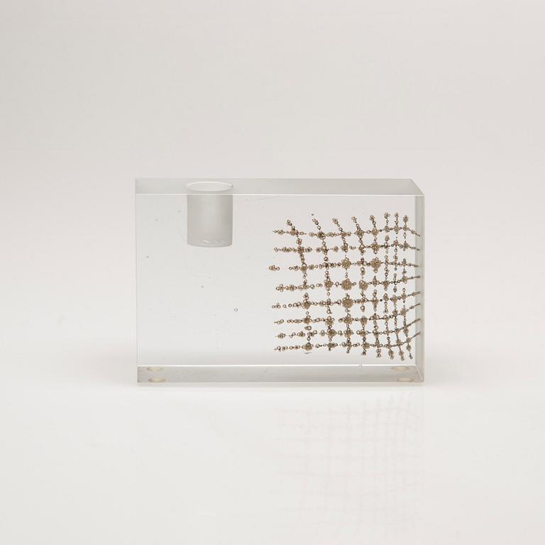 LJUSSTAKE OCH ASK MED LOCK, glas, signerade Markku Salo Nuutajärvi, 1900-talets senare hälft.