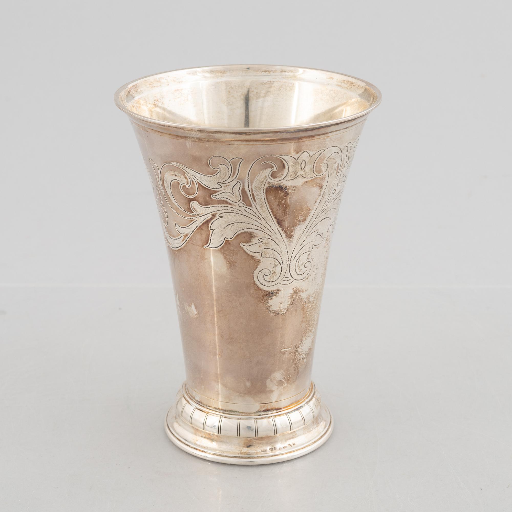 A silver beaker, GAB, Stockholm 1948.