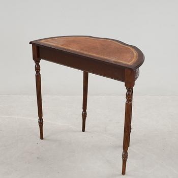 VÄGGBORD, engelsk stil, 1900-tal.
