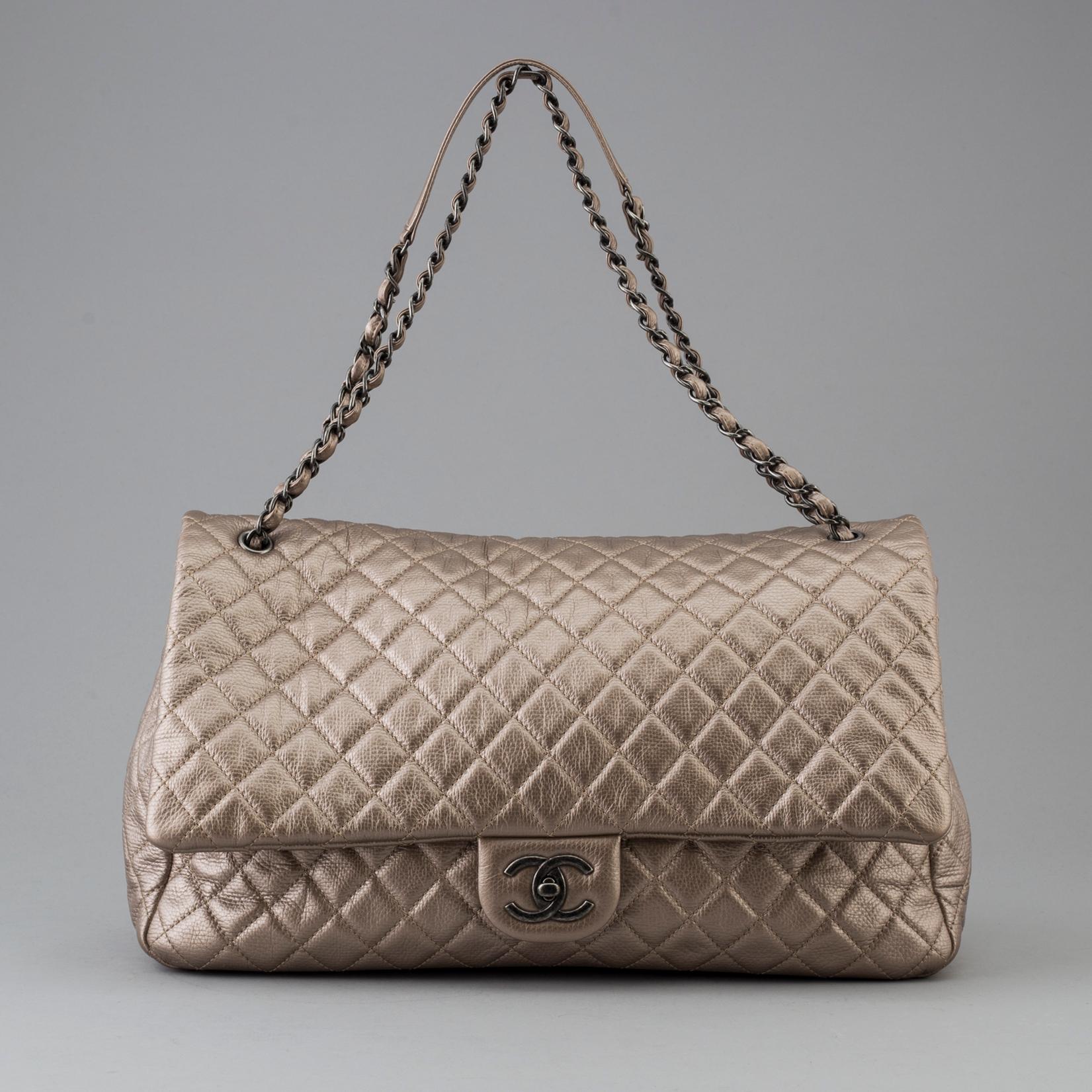 Chanel xxl flap bag 2018 2025