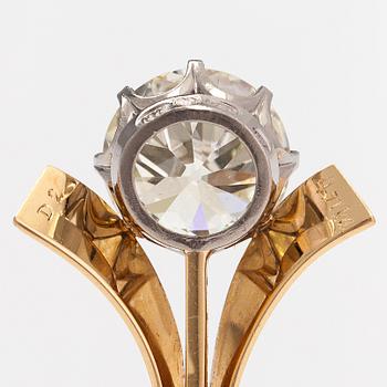 Hänge, 18K guld, gammalslipad diamant ca 4.71 ct. Kultakeskus, Tavastehus 1973.