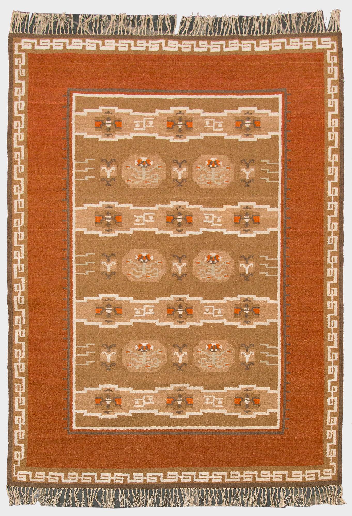 A finnish flat weave carpet 'What shall I do?', manufacturer Laura Korpikaivo-Tamminen. Circa 350 x 260 cm.