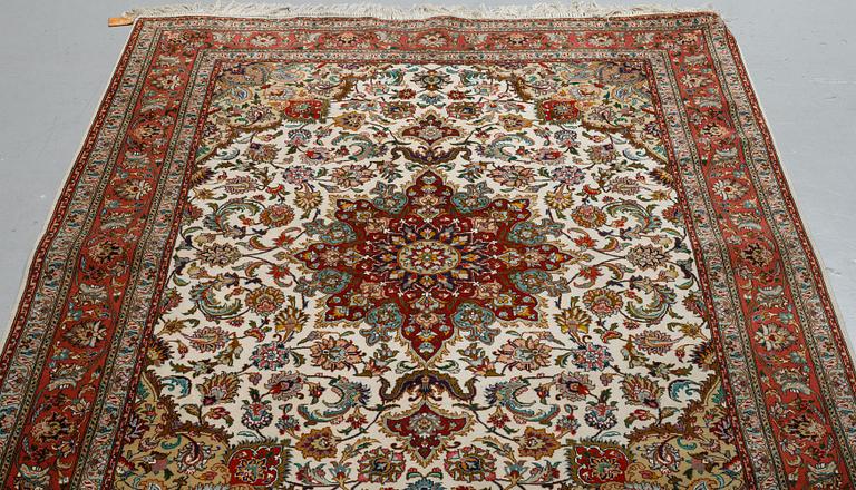 A rug, Old Tabriz, part silk, ca204 x 152 cm.