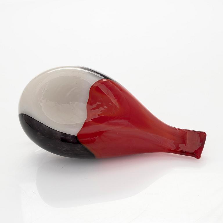 Oiva Toikka, a glass 'Karelia bird', signed O. Toikka Nuutajärvi.