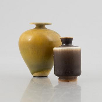 Berndt Friberg, vaser, 2 st, stengods, Gustavsbergs studio.