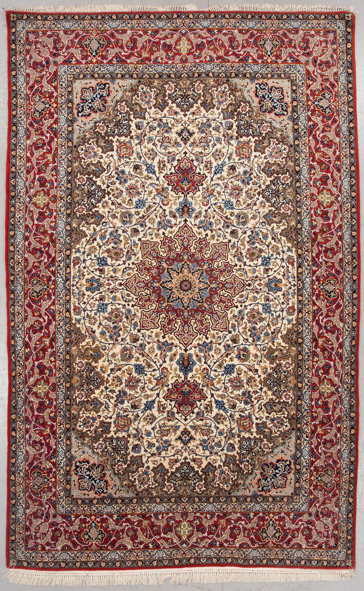 MATTA, old, Isfahan, part silk, ca 312 x 199 cm.
