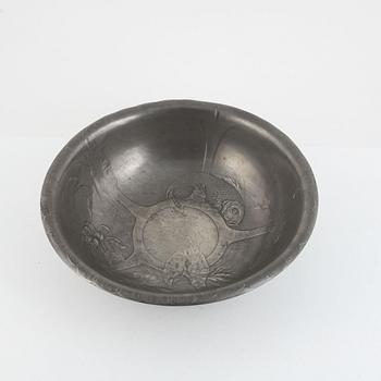 Decorative bowl, Art Nouveau, Kayserzinn, Germany, early 20th century.