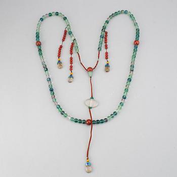 A ceremonial necklace for court dress, part Qingdynasty (1644-1912).