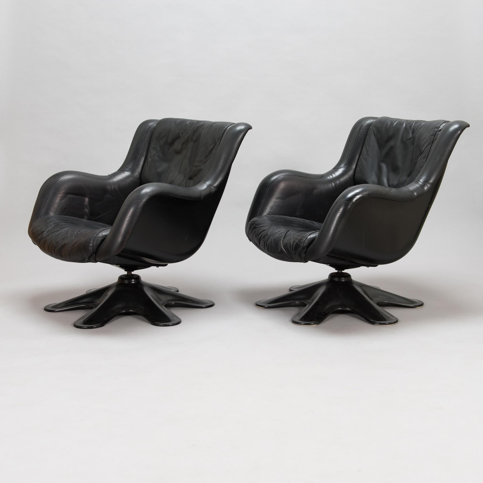 Yrjö Kukkapuro, a pair of 1960's '418' armchairs for Haimi.