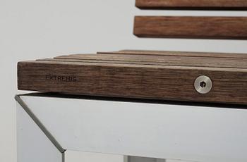 TRÄDGÅRDSBÄNK, Arnold Merckx, "Extremis", Formgiven 1998.