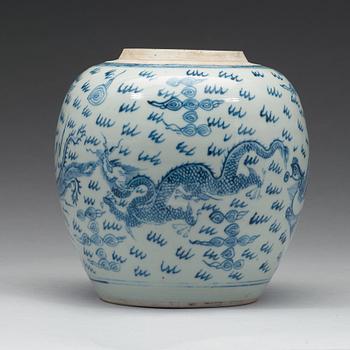 URNA, porslin. Qingdynastin, 1700-tal.