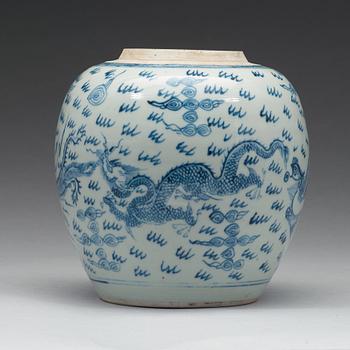 A blue and white phoenix and dragon jar, Qing dynasty, 18th Century.