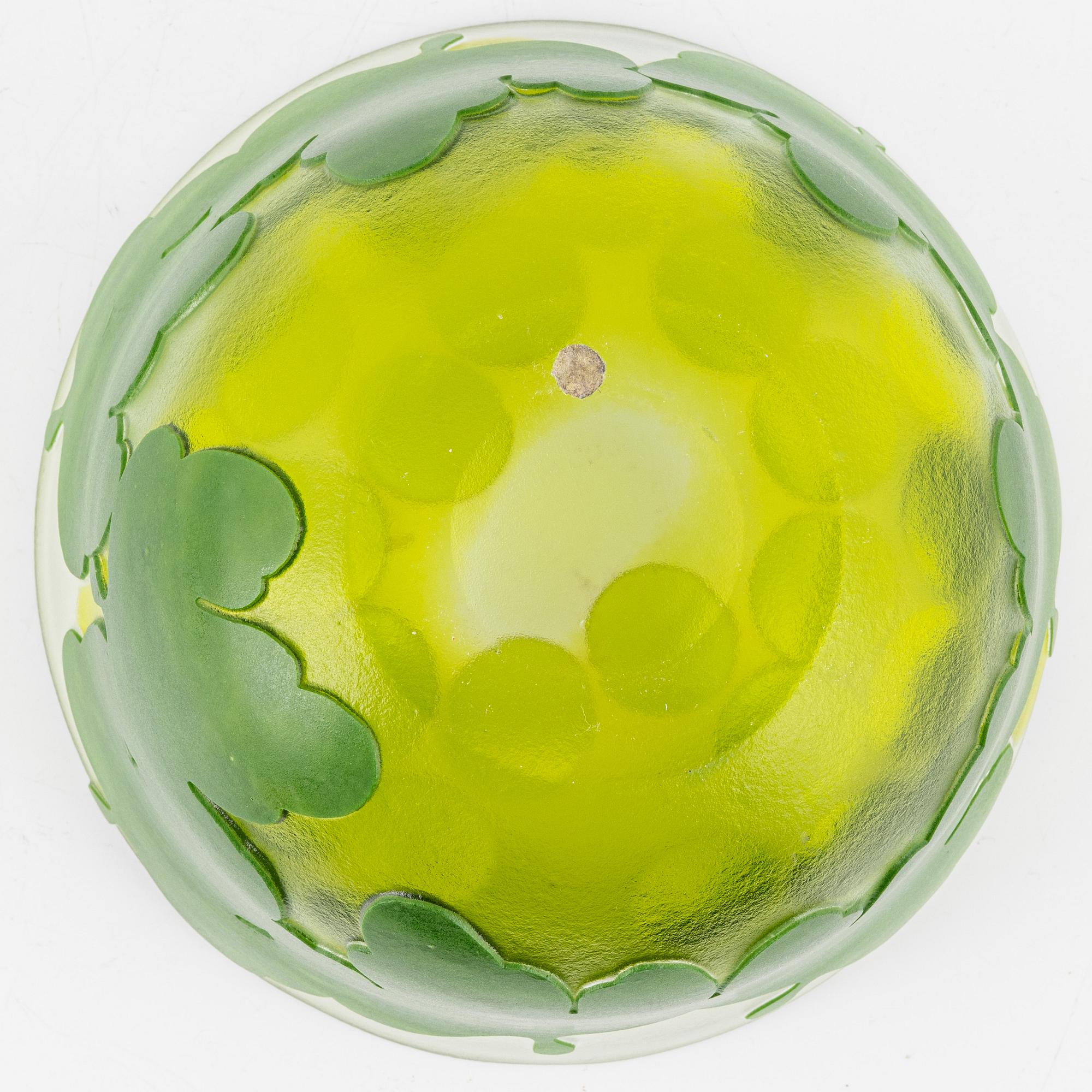 Paul Hoff, a glass bowl, Kosta, Sweden.