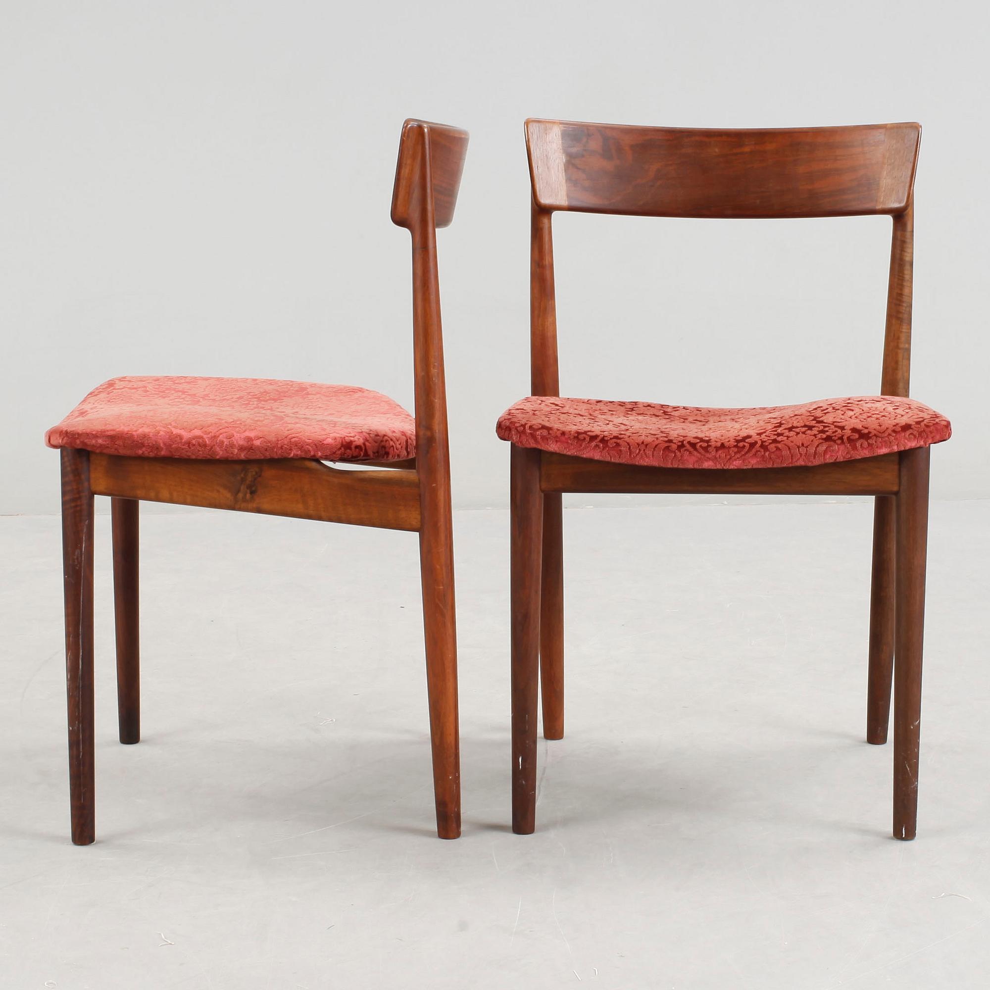 STOLAR, ett par, Rosengren Hansen, modell 39. Danmark, tidigt 1960-tal. Etikettmärkta.