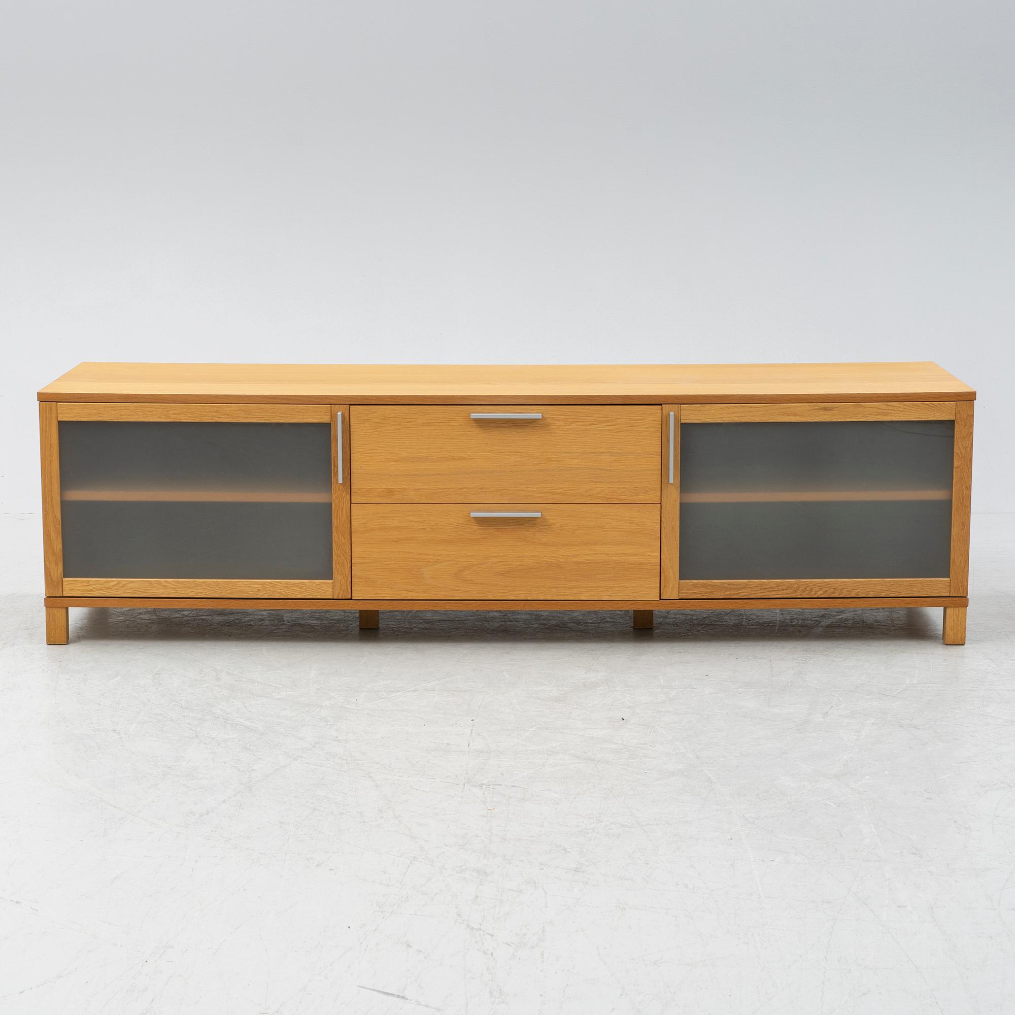 Sideboard, "Azzaro", Voice.
