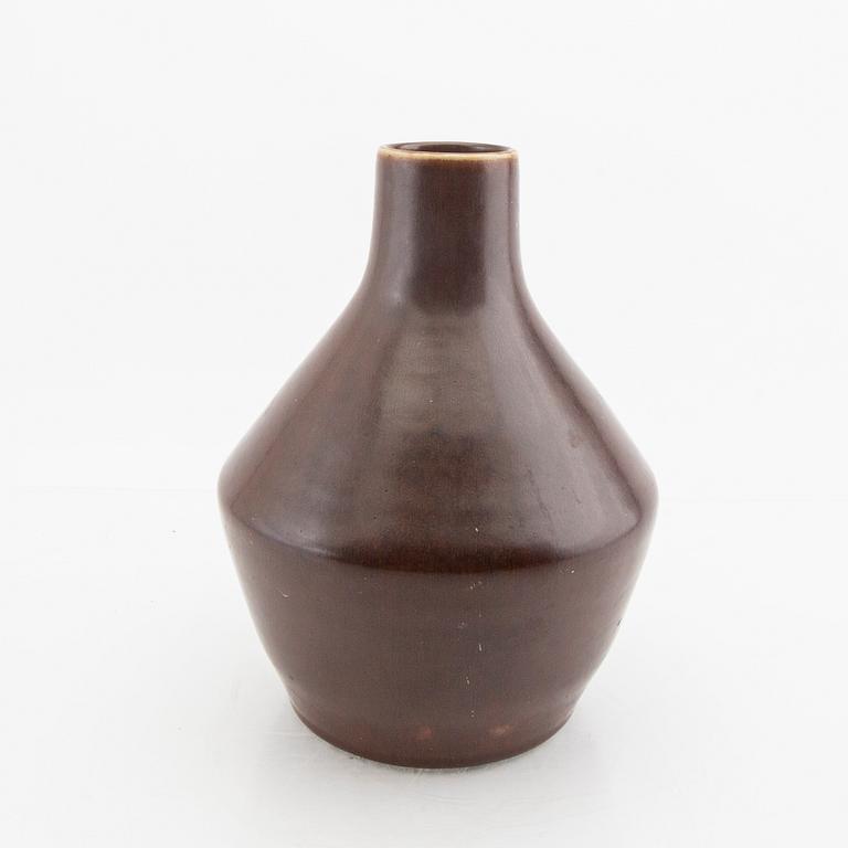 Carl-Harry Stålhane, a signed stoneware vase.
