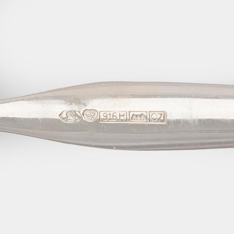 Tapio Wirkkala, lusikoita, "Tapio" 30 kpl hopeaa, Kultakeskus Hämeenlinna 1960-1970-luku.