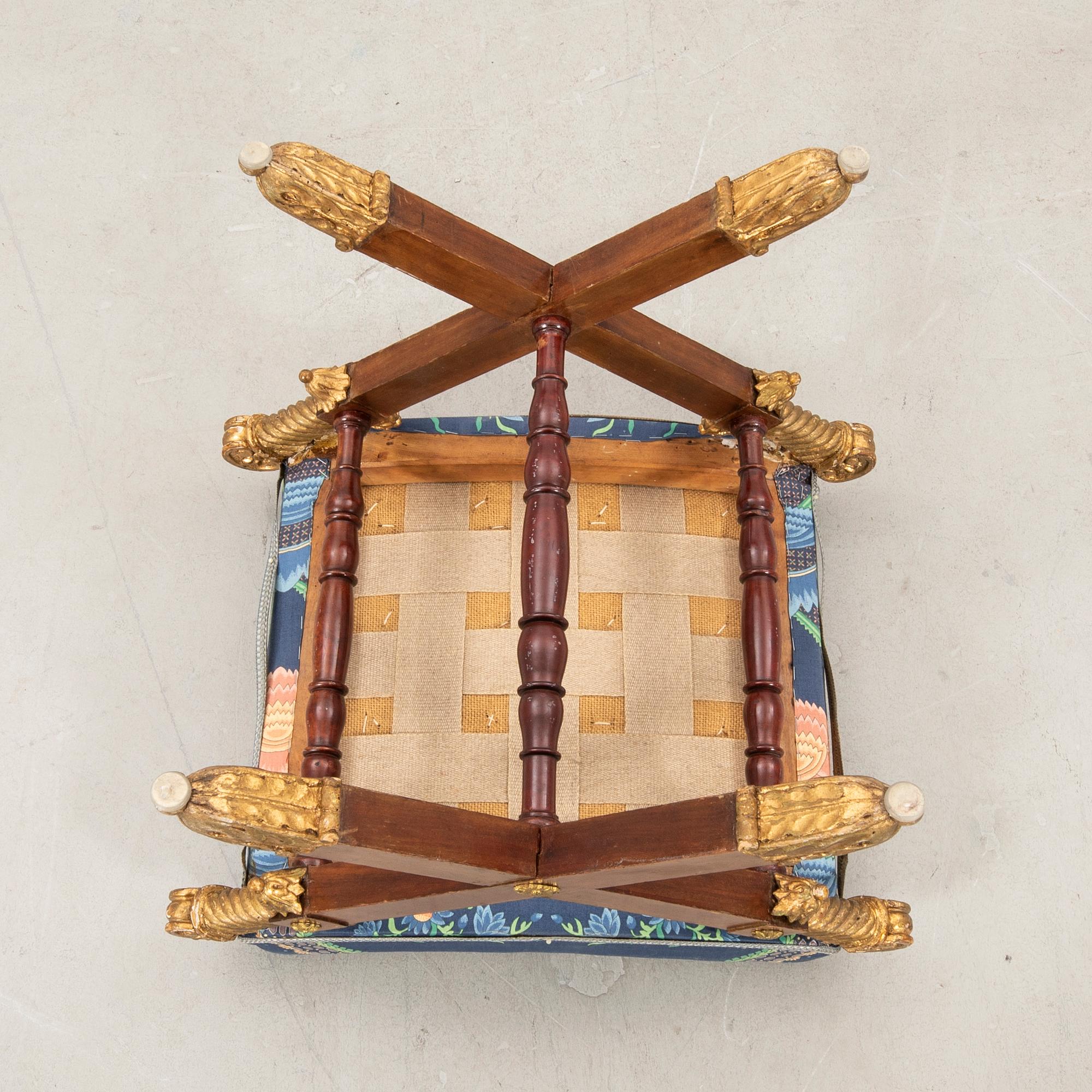 Stool/Pliant Empire, first half of the 19th century.