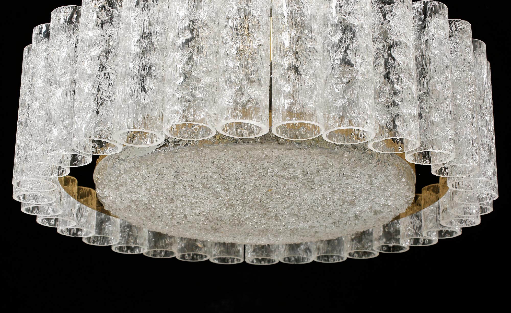 TAKLAMPA, Doria Lichtenwerken, Österrike, 1900-talets andra hälft, höjd ca 105 cm.