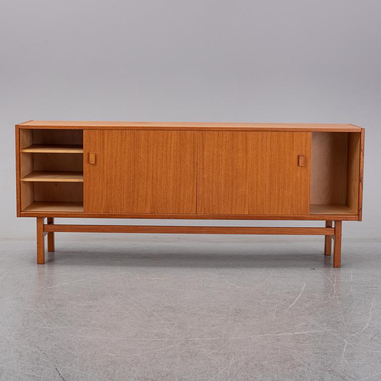 Nils Jonsson, 'Arild' sideboard, Troeds.