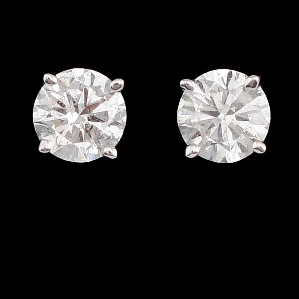 ÖRHÄNGEN, 1 par, 14 k vitguld, briljantslipade diamanter tot 0.63 ct.