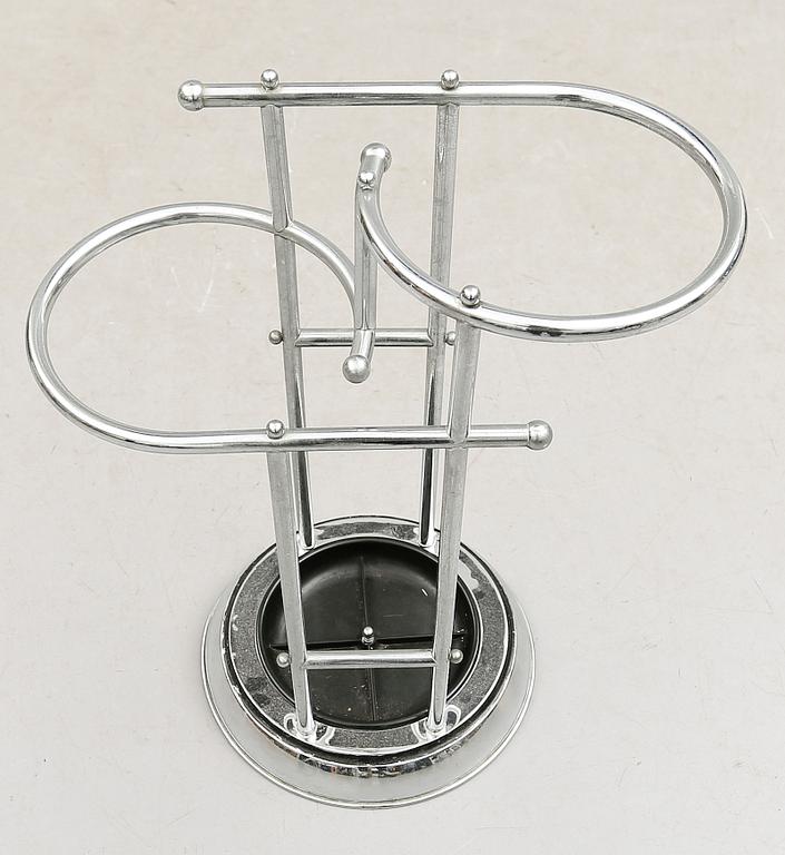 PARAPLYSTÄLL, kromad metall, 1900-talets första hälft.