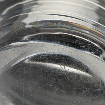 Arttu Brummer, probably, vase, engraved in Riihimäki 27.10 1937 (in Riihimäki 27.10 1937) .