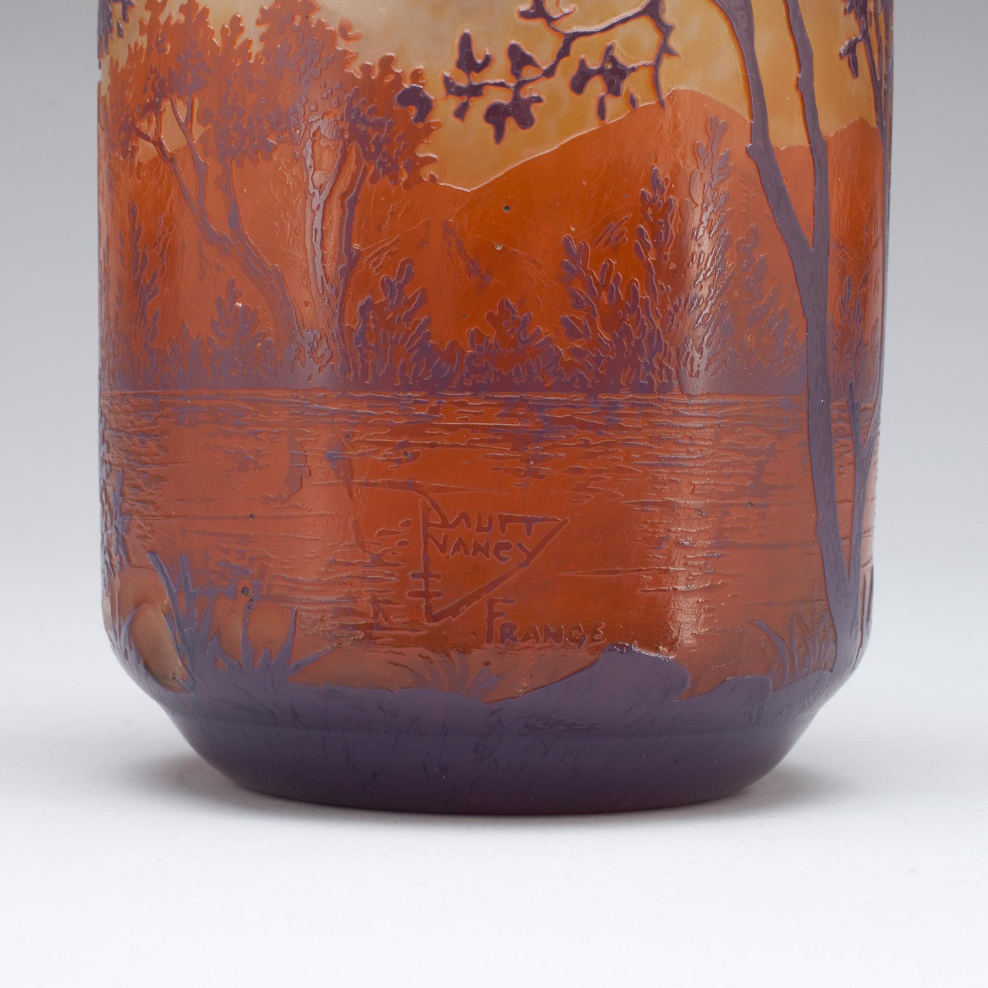 VAS, glas, jugend, signerad Daum Nancy, France.