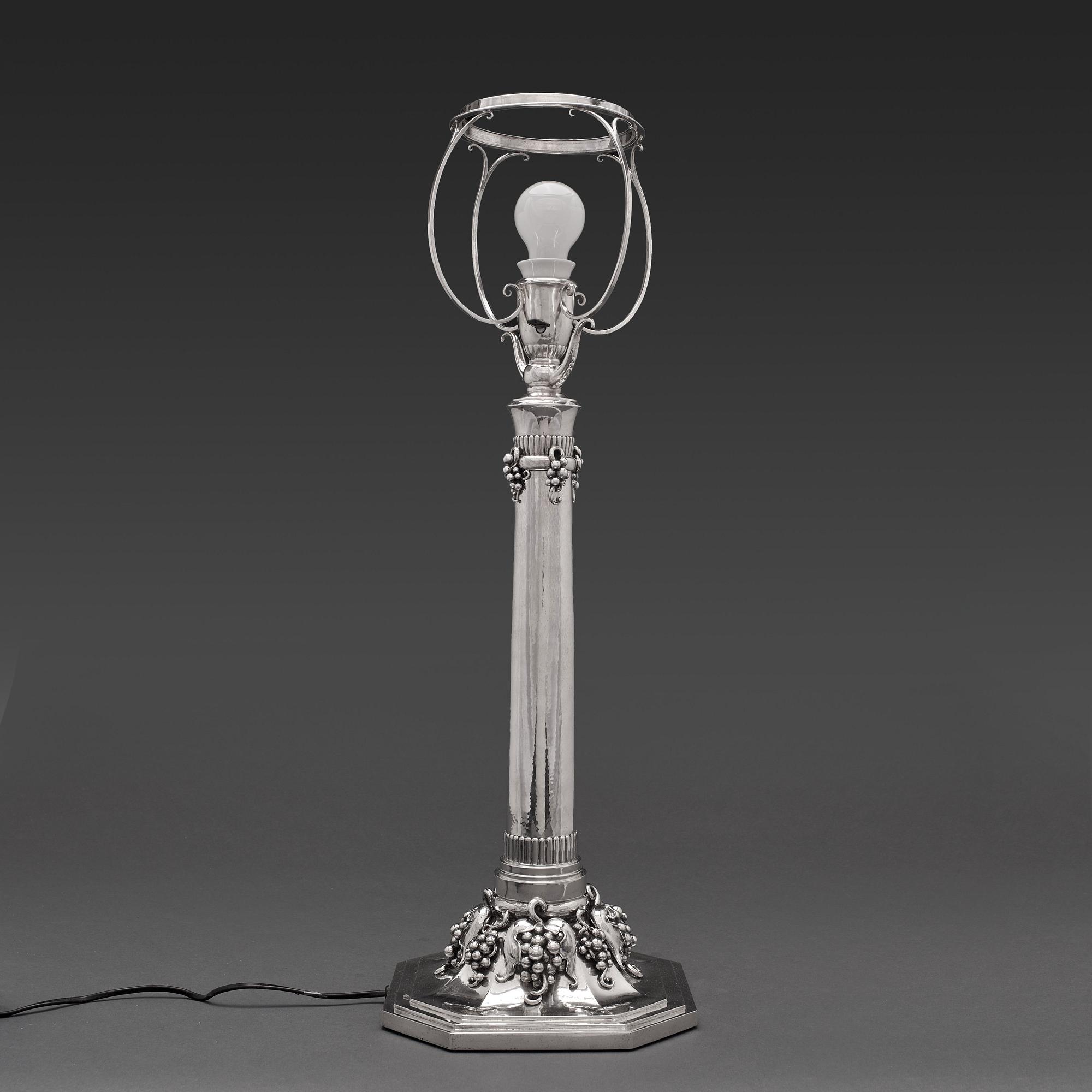 Evald Nielsen, an 830/1000 silver table lamp, Copenhagen 1927.