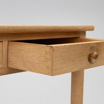 Hans J. Wegner, An AT305 desk, Andreas Tuck, Denmark.