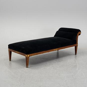 A late gustavian style daybed, early 20th century.