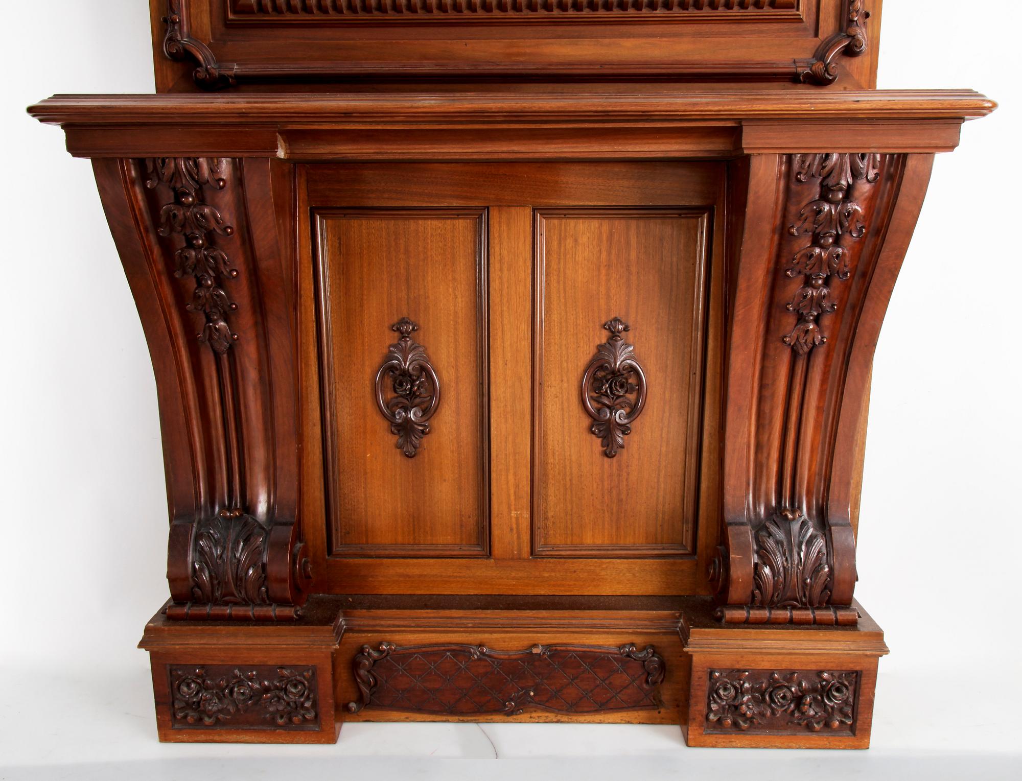 SPEGEL med KONSOLBORD, sekelskifte 1800/1900.